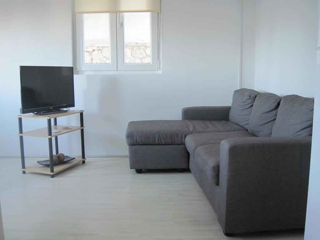 Apartments Rosa Preko Exterior photo